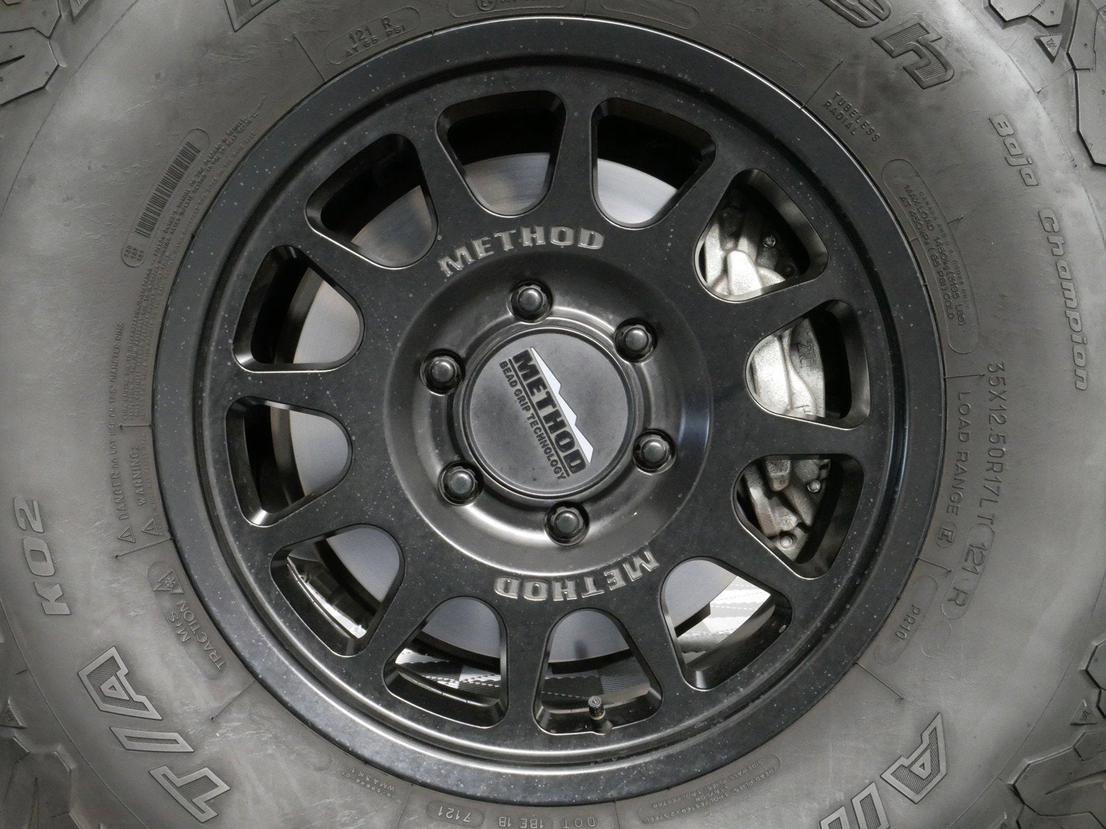 2025 Toyota Land Cruiser Base Hybrid 4WD *UNDER 20K MILES*