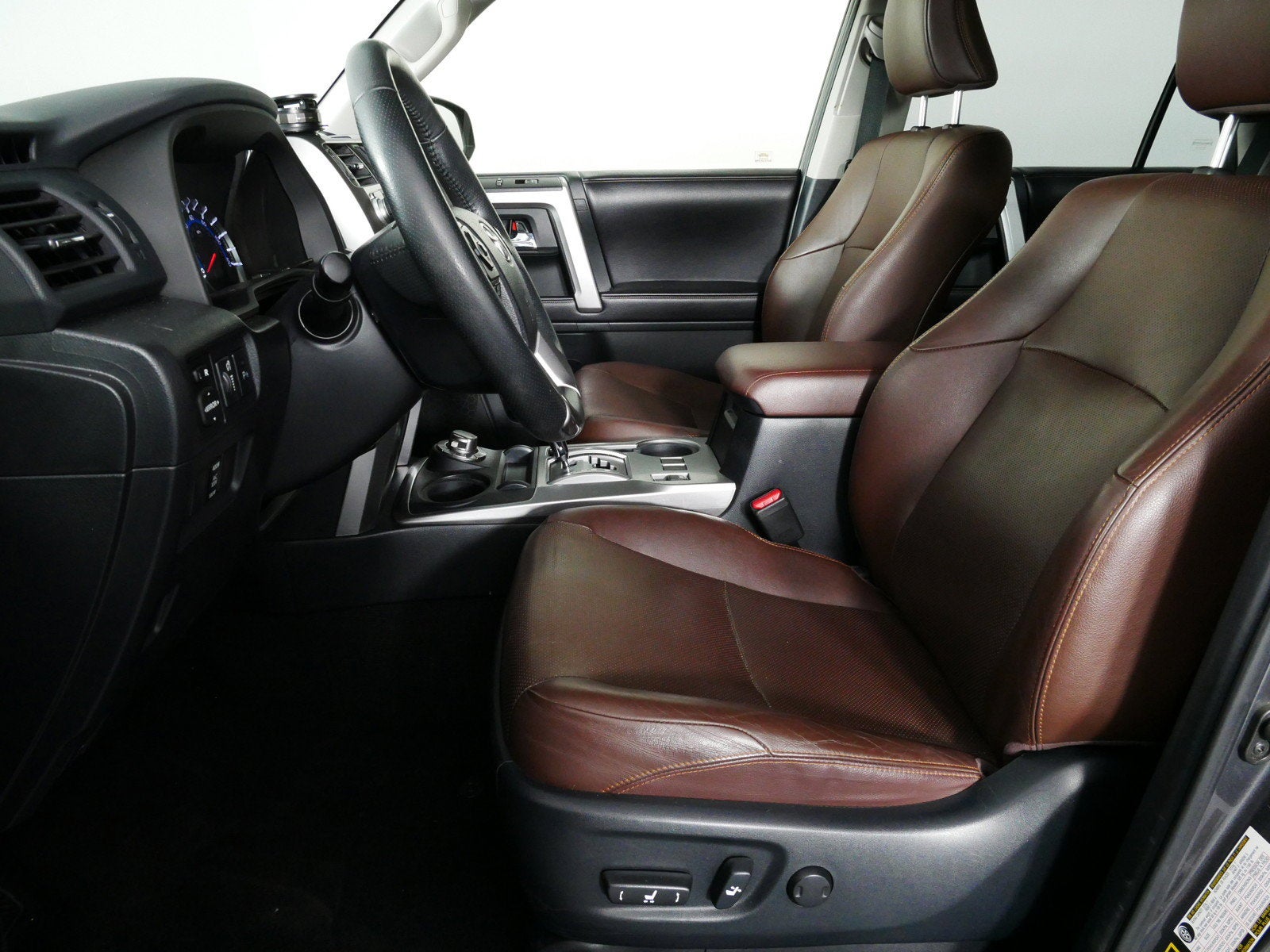 2016 Toyota 4Runner Limited 4WD *WELL MAINTAINED!*