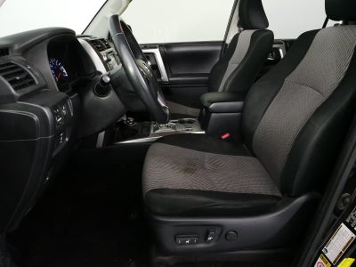2019 Toyota 4Runner SR5 4WD *RELIABLE & RUNS STRONG!*