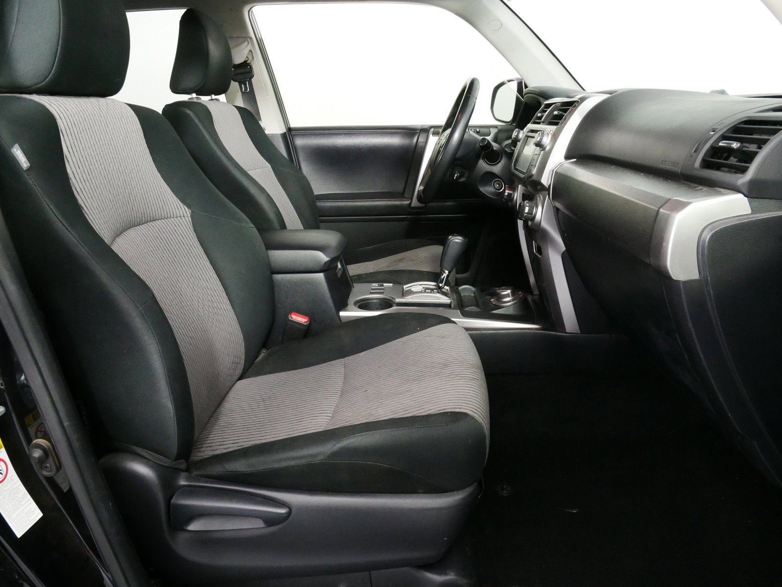 2019 Toyota 4Runner SR5 4WD *RELIABLE & RUNS STRONG!*