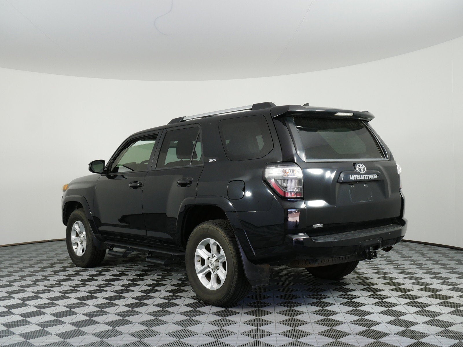 2019 Toyota 4Runner SR5 4WD *RELIABLE & RUNS STRONG!*