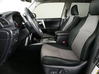 2020 Toyota 4Runner SR5 4WD *CLEAN CARFAX*