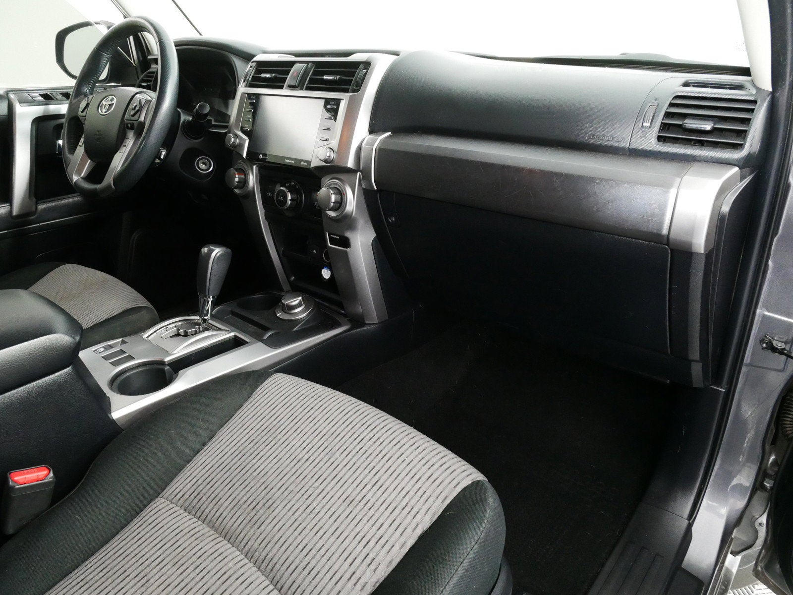 2020 Toyota 4Runner SR5 4WD *CLEAN CARFAX*