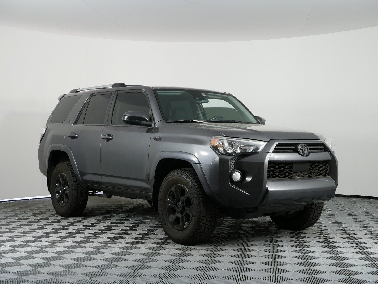 2020 Toyota 4Runner SR5 4WD *CLEAN CARFAX*