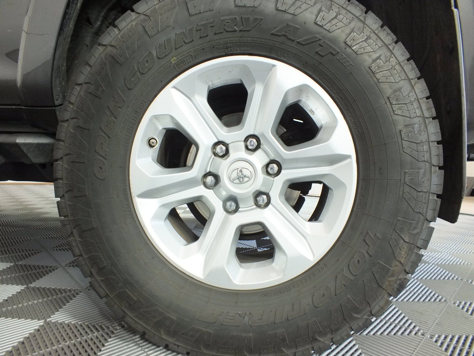 2020 Toyota 4Runner SR5 Premium 4WD *3rd ROW SEATS!*