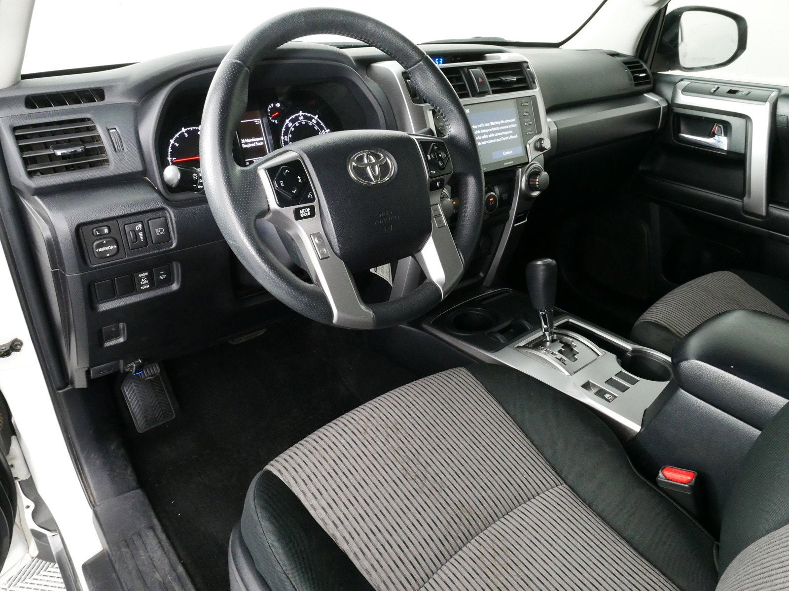 2024 Toyota 4Runner SR5 2WD *1-OWNER*