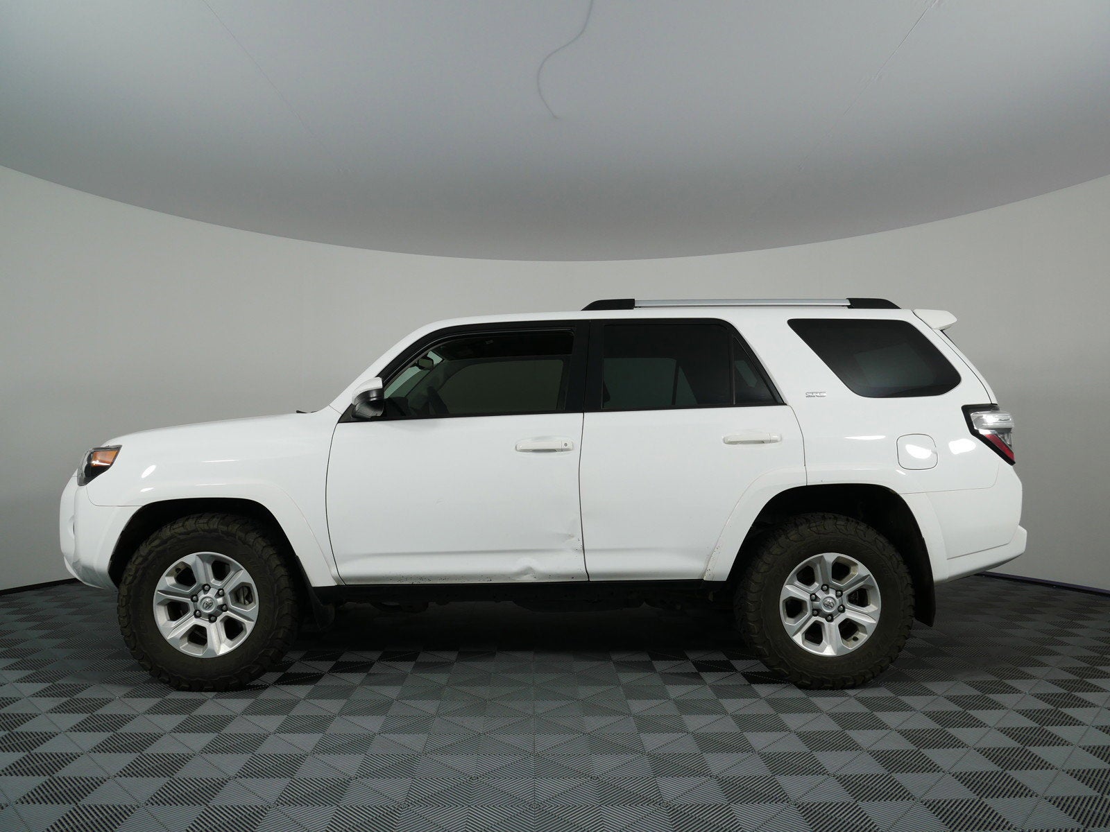 2024 Toyota 4Runner SR5 2WD *1-OWNER*