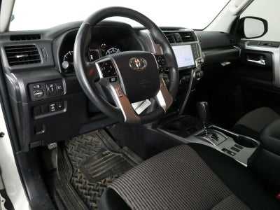 2023 Toyota 4Runner SR5 RWD *1-OWNER, CLENA CARFAX!*