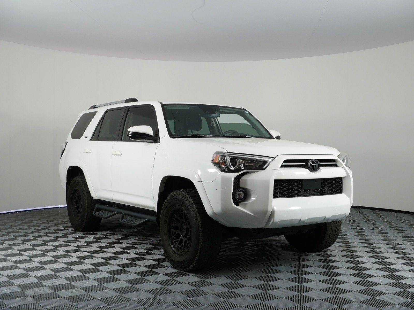 2023 Toyota 4Runner SR5 RWD *1-OWNER, CLENA CARFAX!*