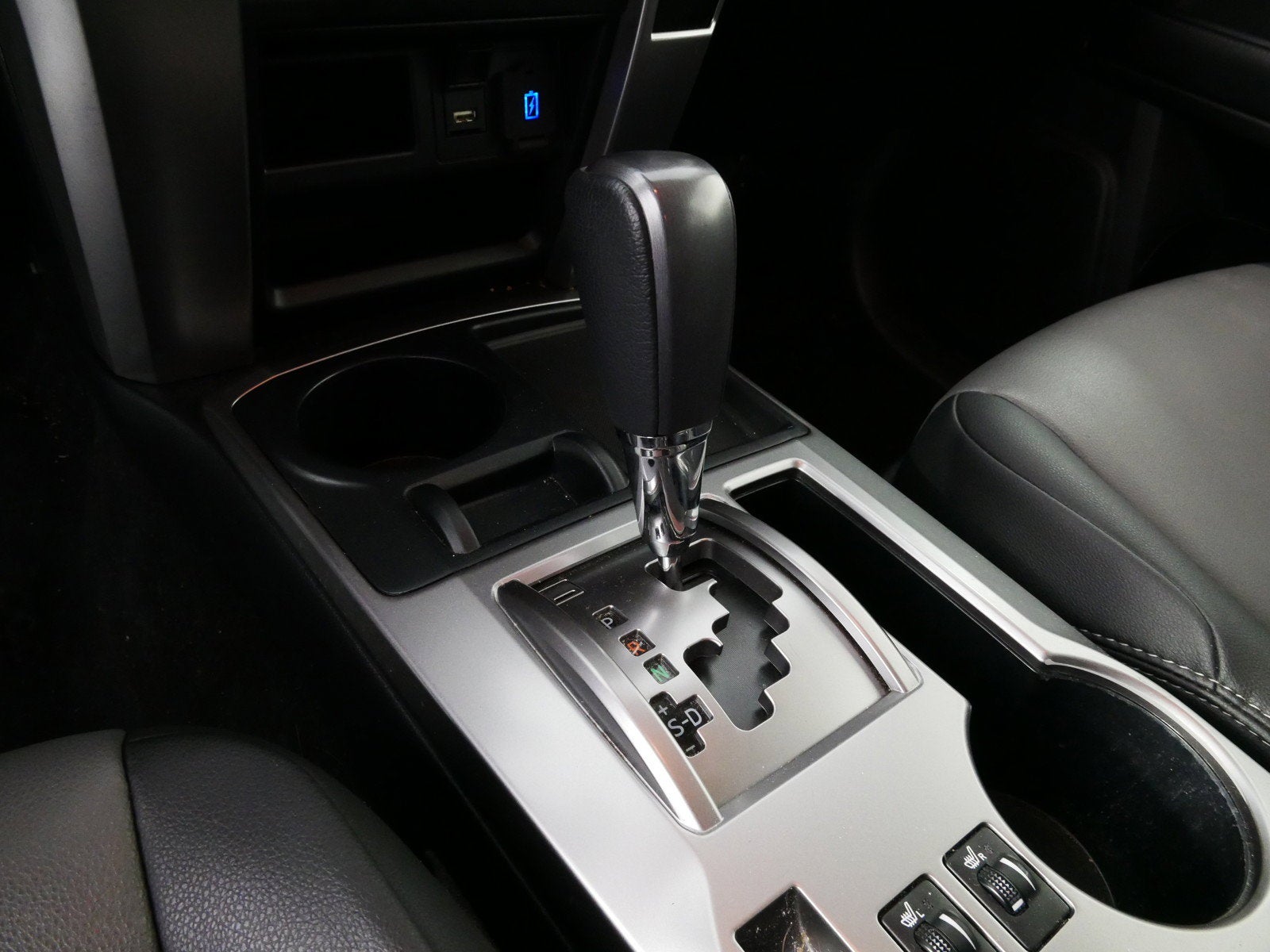 2023 Toyota 4Runner SR5 Premium *1-OWNER*