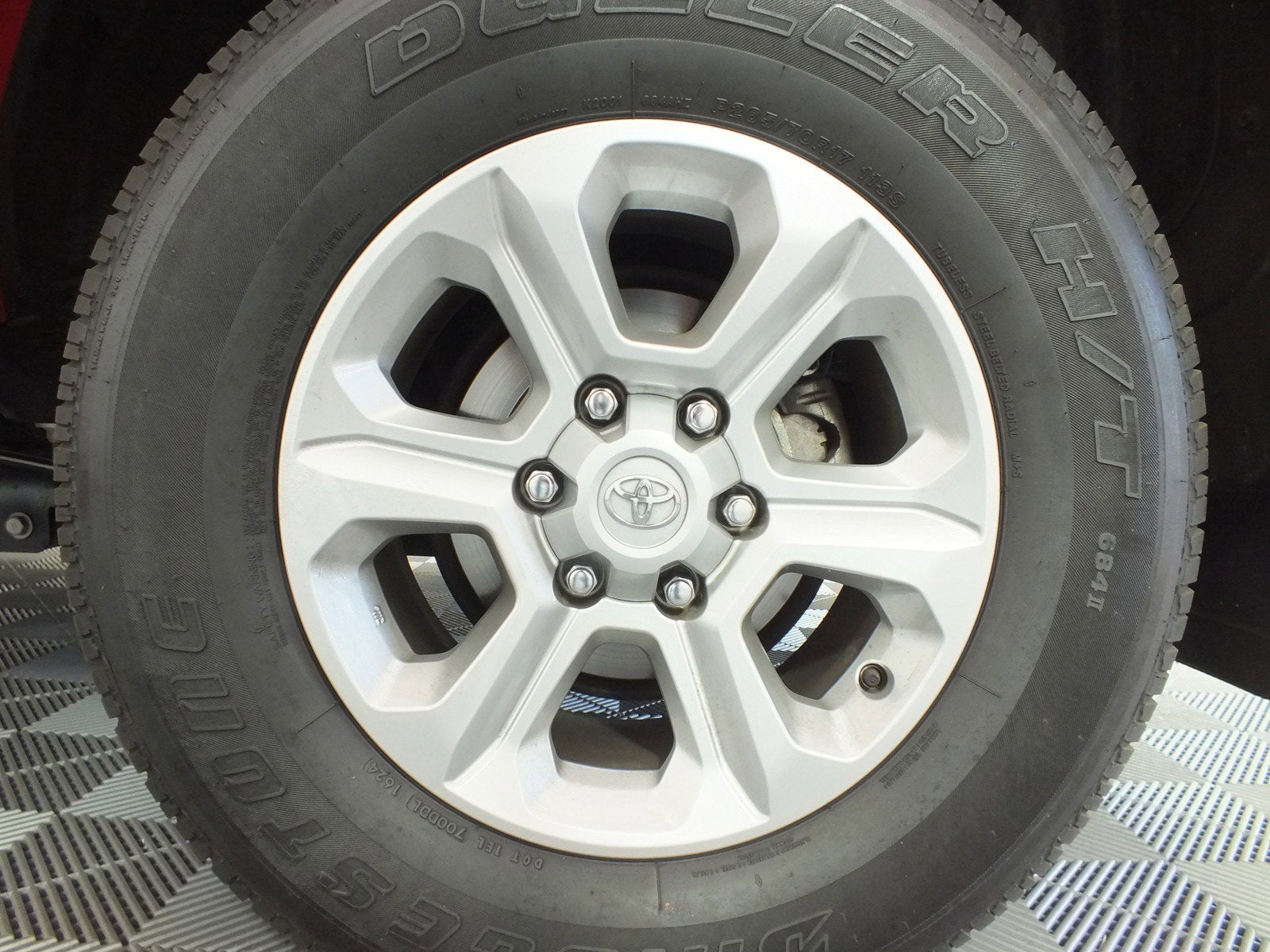2024 Toyota 4Runner SR5 Premium *UNDER 20K MILES!*
