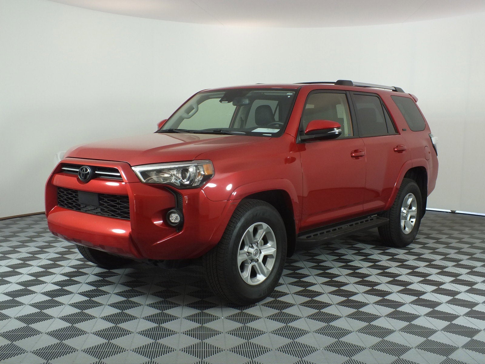 2024 Toyota 4Runner SR5 Premium *UNDER 20K MILES!*