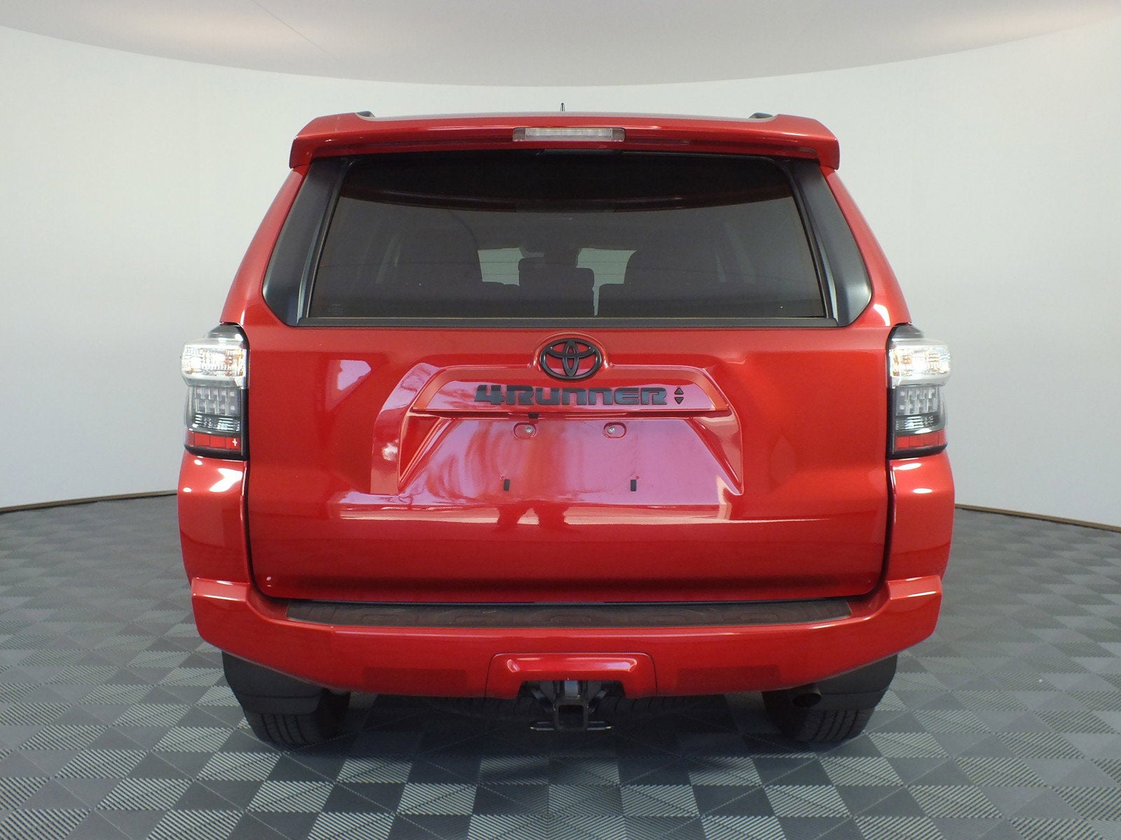 2024 Toyota 4Runner SR5 Premium *UNDER 20K MILES!*