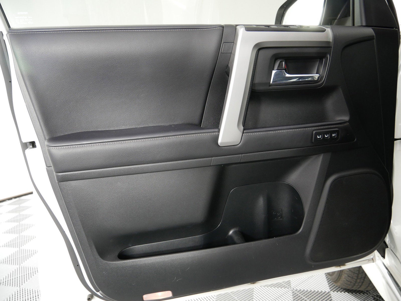 2023 Toyota 4Runner Limited 4WD *1-OWNER*