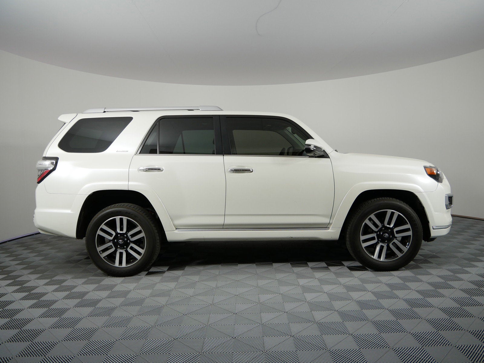 2023 Toyota 4Runner Limited 4WD *1-OWNER*