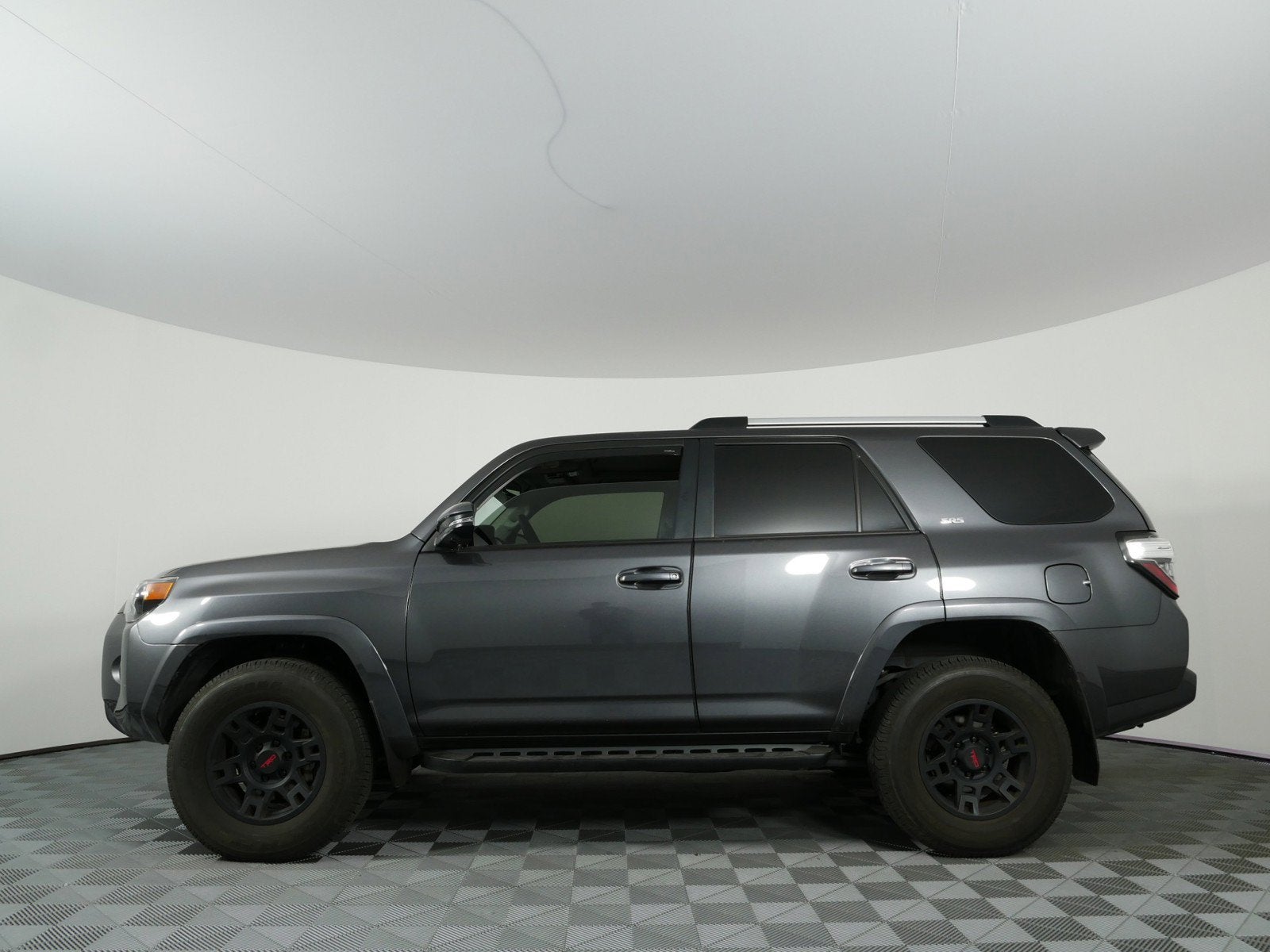 2023 Toyota 4Runner SR5 Premium 4WD *1-OWNER*