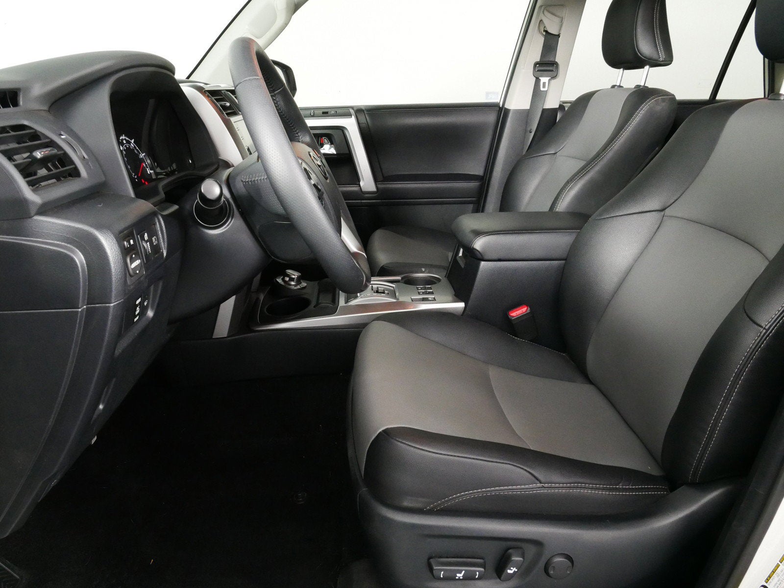 2022 Toyota 4Runner SR5 Premium 4WD *CLEAN CARFAX! LOOKS GREAT!*
