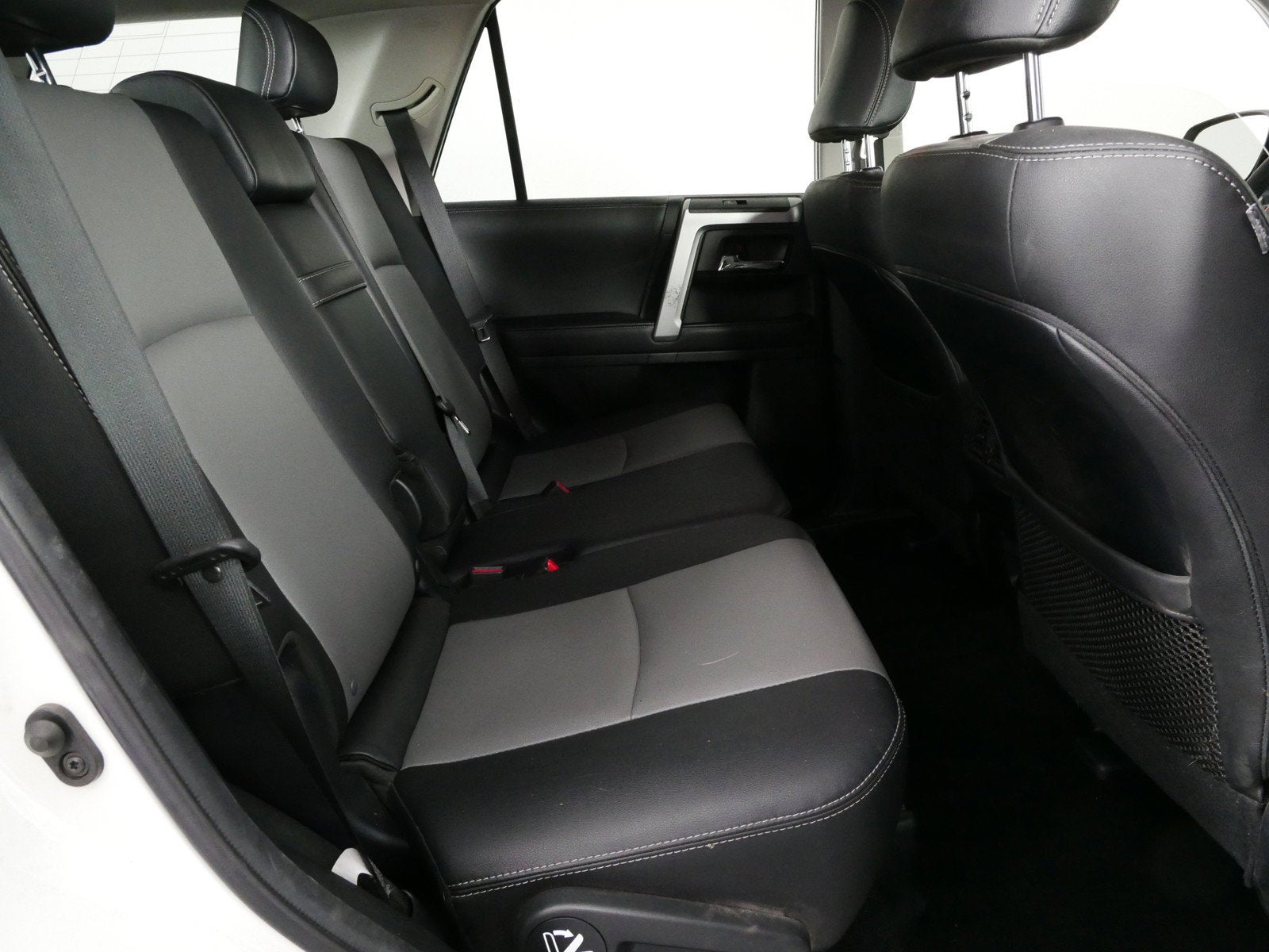 2022 Toyota 4Runner SR5 Premium 4WD *CLEAN CARFAX! LOOKS GREAT!*