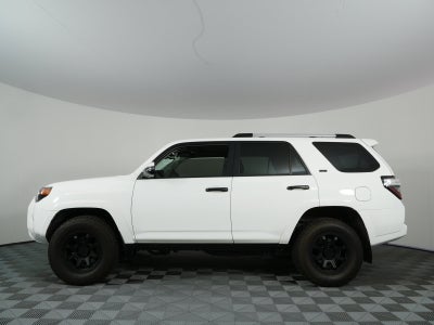 2022 Toyota 4Runner SR5 Premium 4WD *CLEAN CARFAX! LOOKS GREAT!*