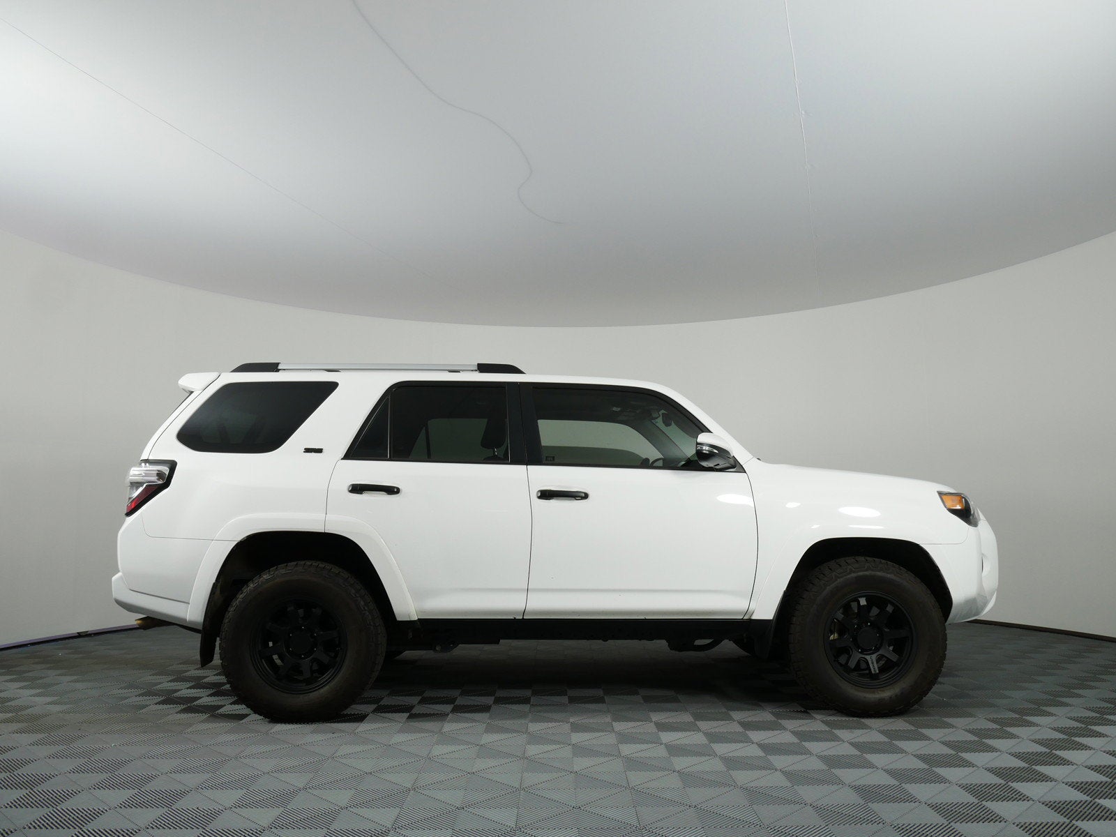 2022 Toyota 4Runner SR5 Premium 4WD *CLEAN CARFAX! LOOKS GREAT!*
