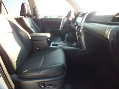 2024 Toyota 4Runner SR5 Premium 4X4 *1 OWNER, CLEAN CARFAX!*