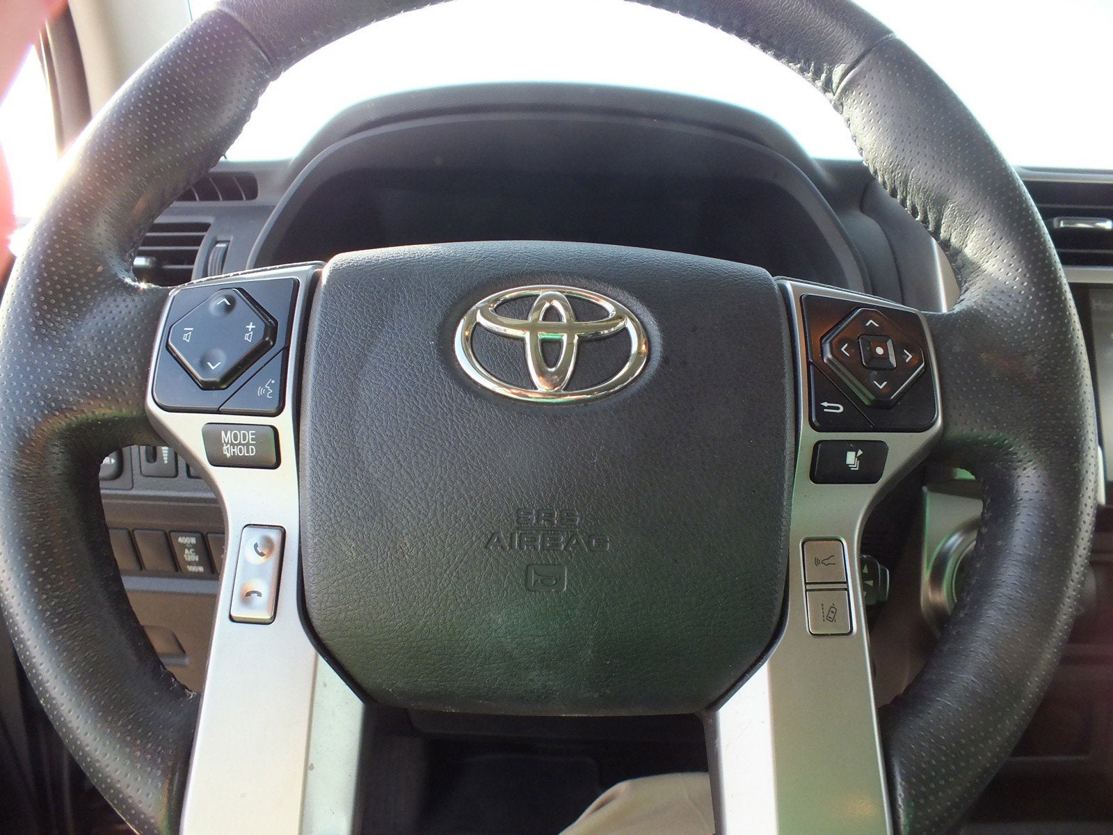 2023 Toyota 4Runner SR5 Premium 4WD *1-OWNER*