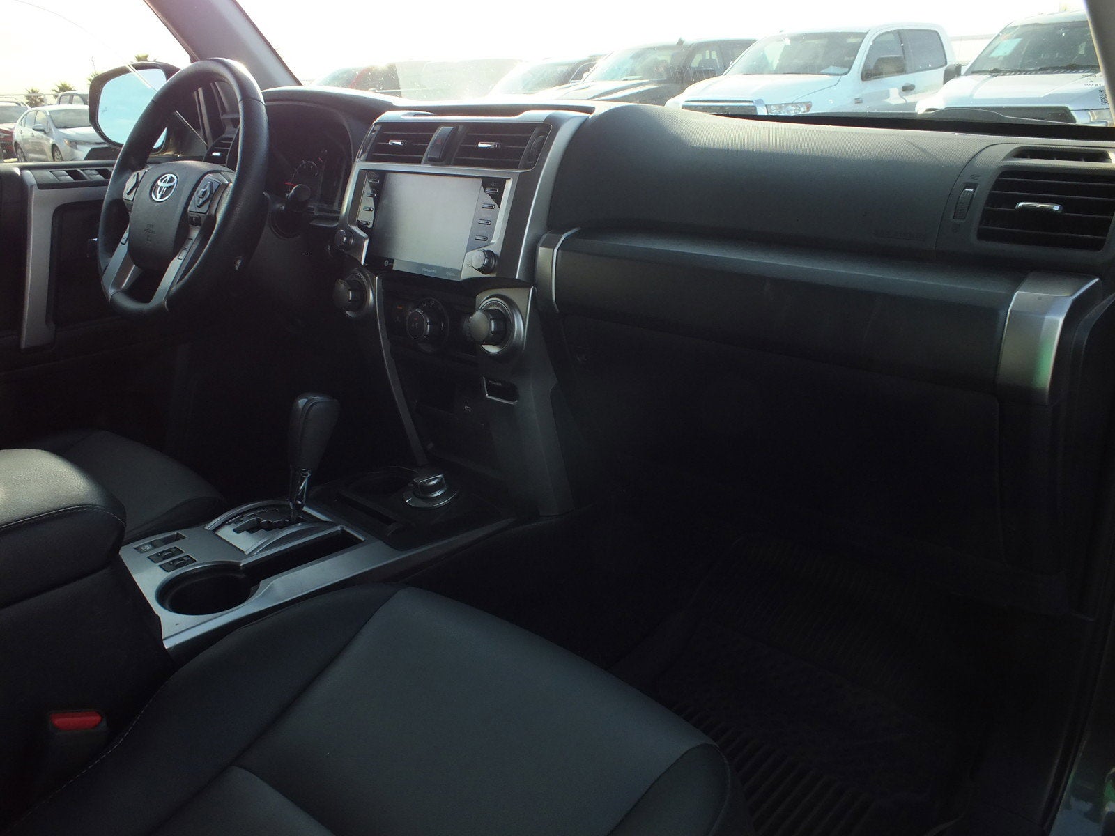 2023 Toyota 4Runner SR5 Premium 4WD *1-OWNER*