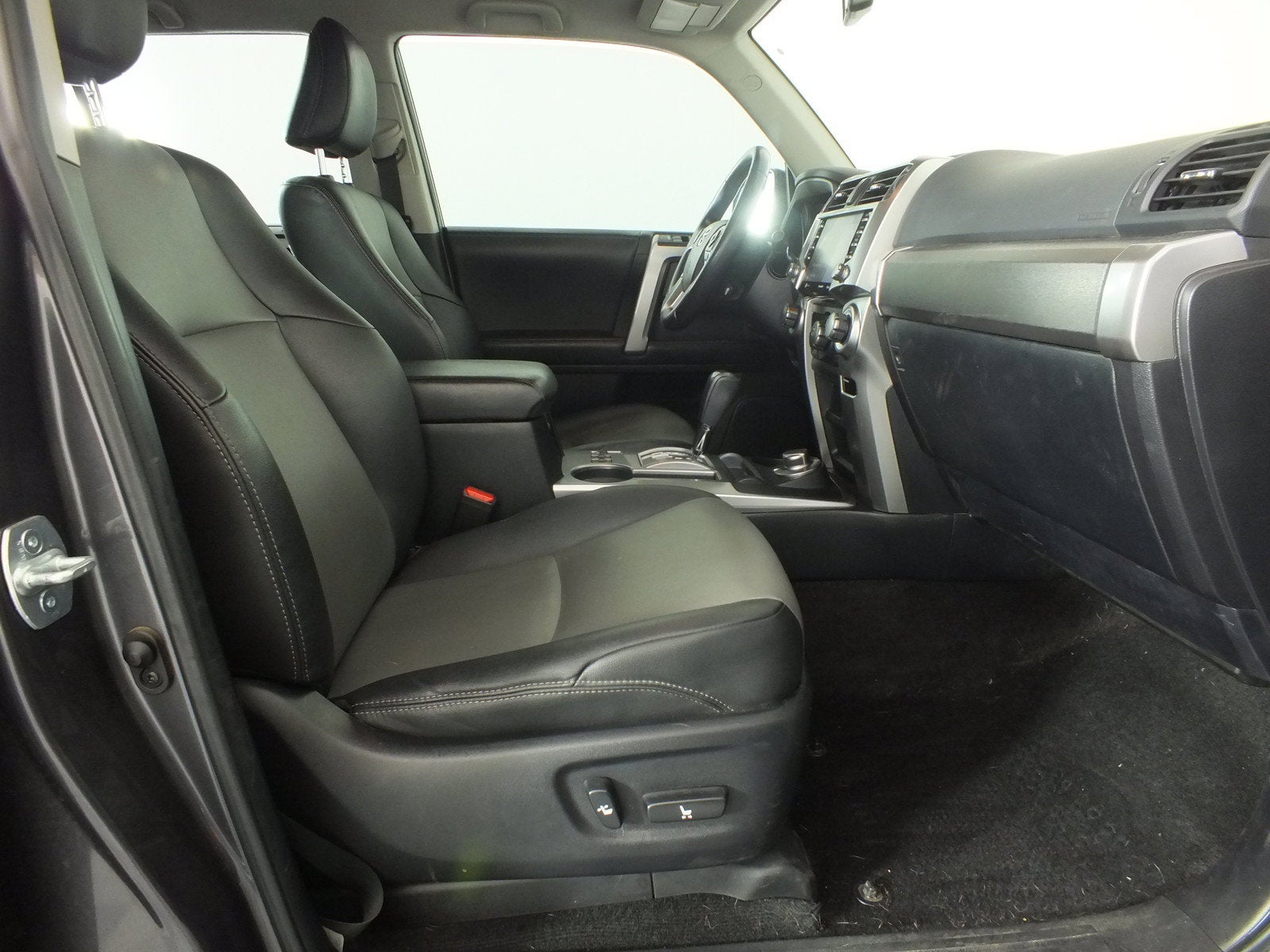 2021 Toyota 4Runner SR5 Premium 4WD *1-OWNER*