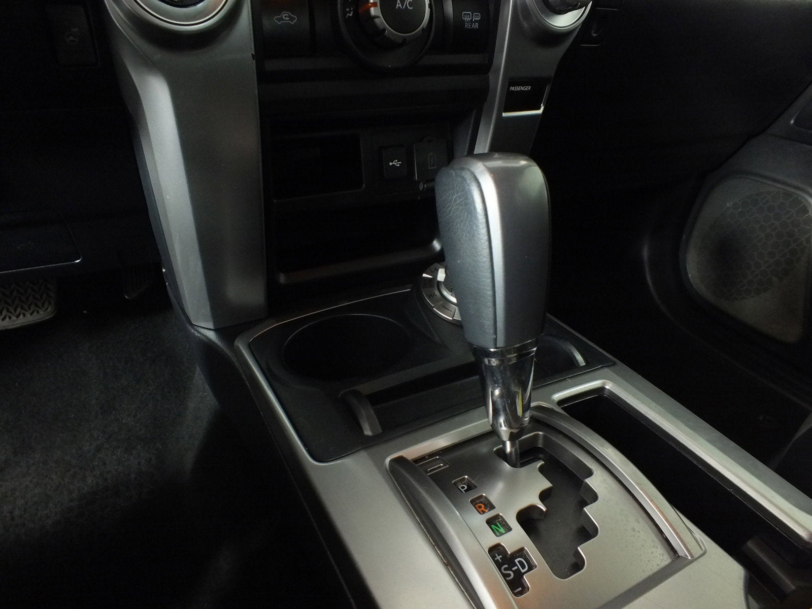 2023 Toyota 4Runner SR5 Premium 4WD *1-OWNER!*