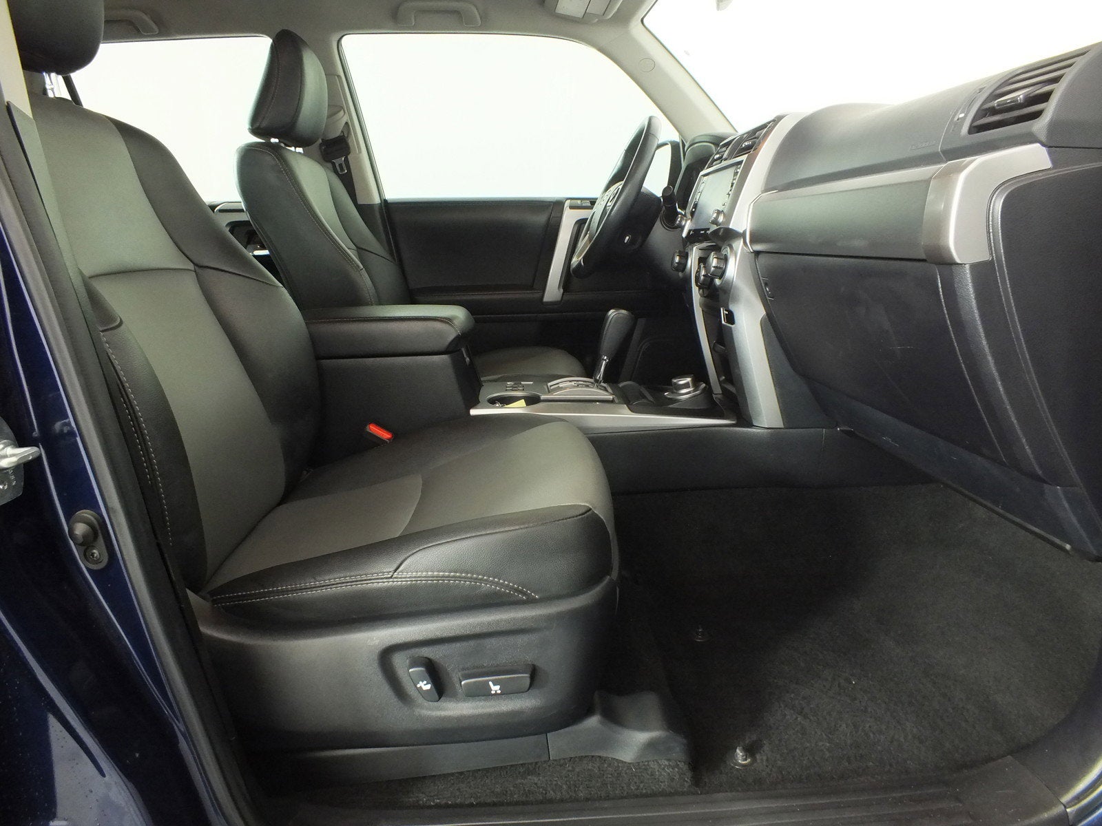 2023 Toyota 4Runner SR5 Premium 4WD *1-OWNER!*