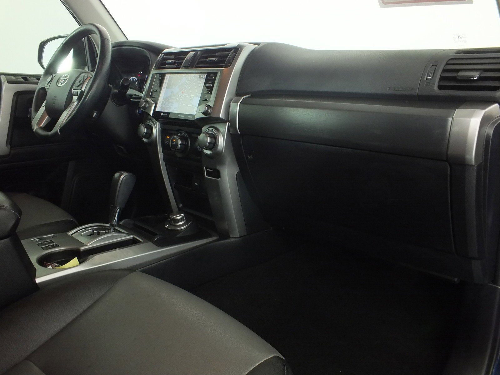 2023 Toyota 4Runner SR5 Premium 4WD *1-OWNER!*