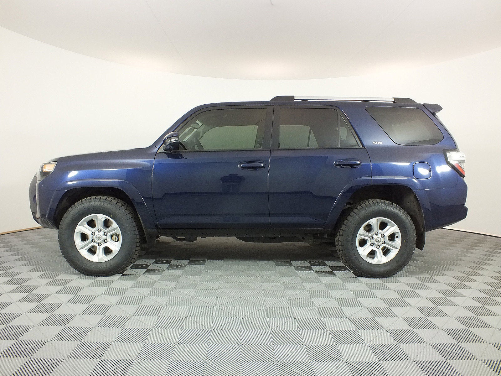 2023 Toyota 4Runner SR5 Premium 4WD *1-OWNER!*