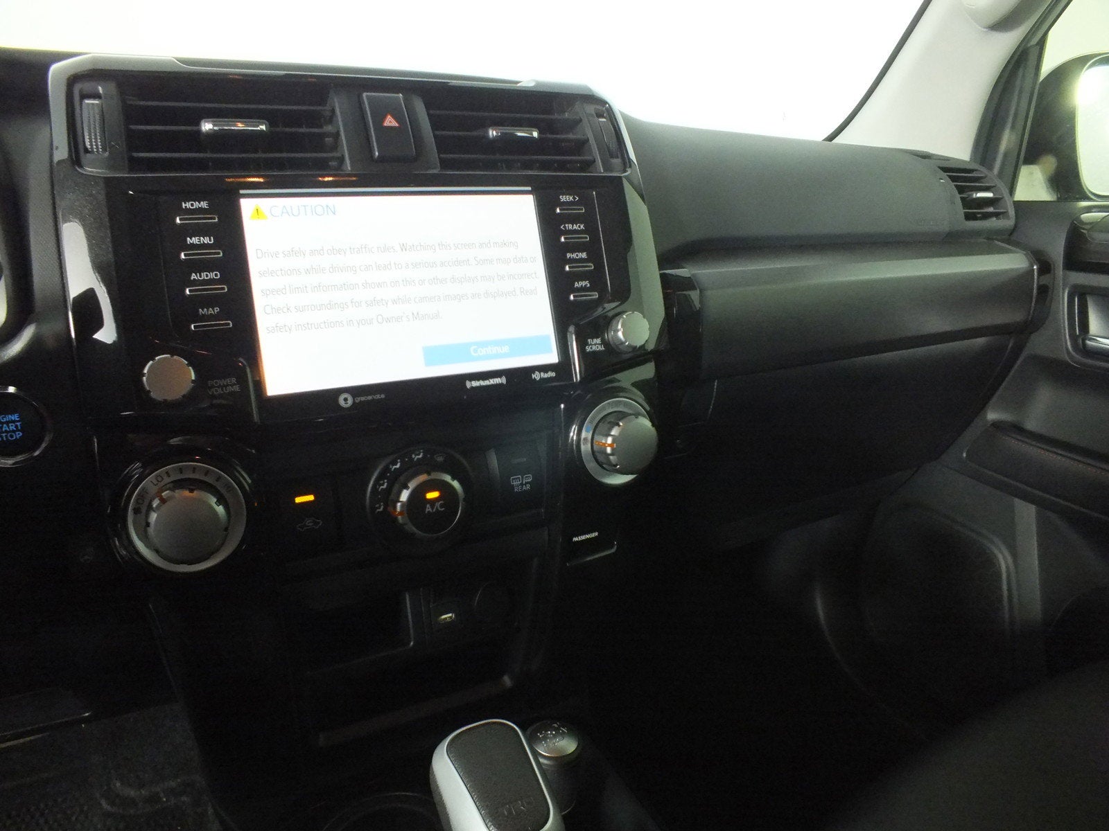 2024 Toyota 4Runner TRD Off Road Premium 4WD *1-OWNER*