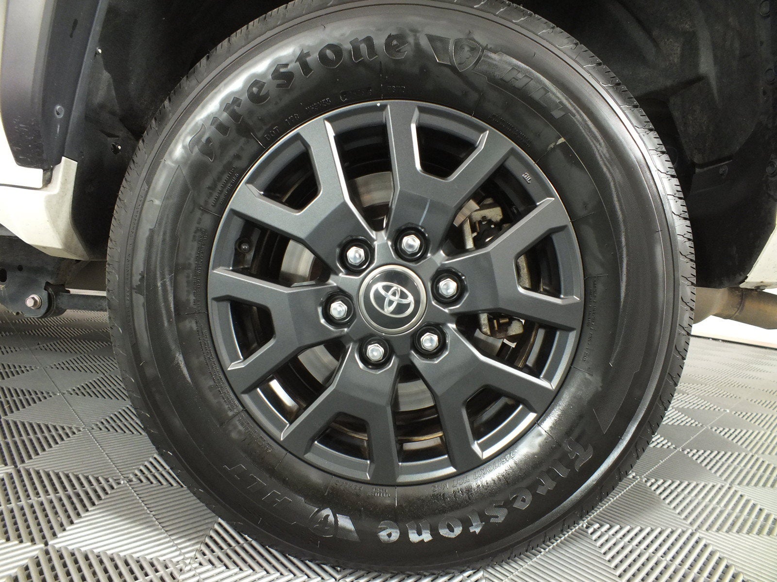 2025 Toyota 4Runner SR5 *1-OWNER*