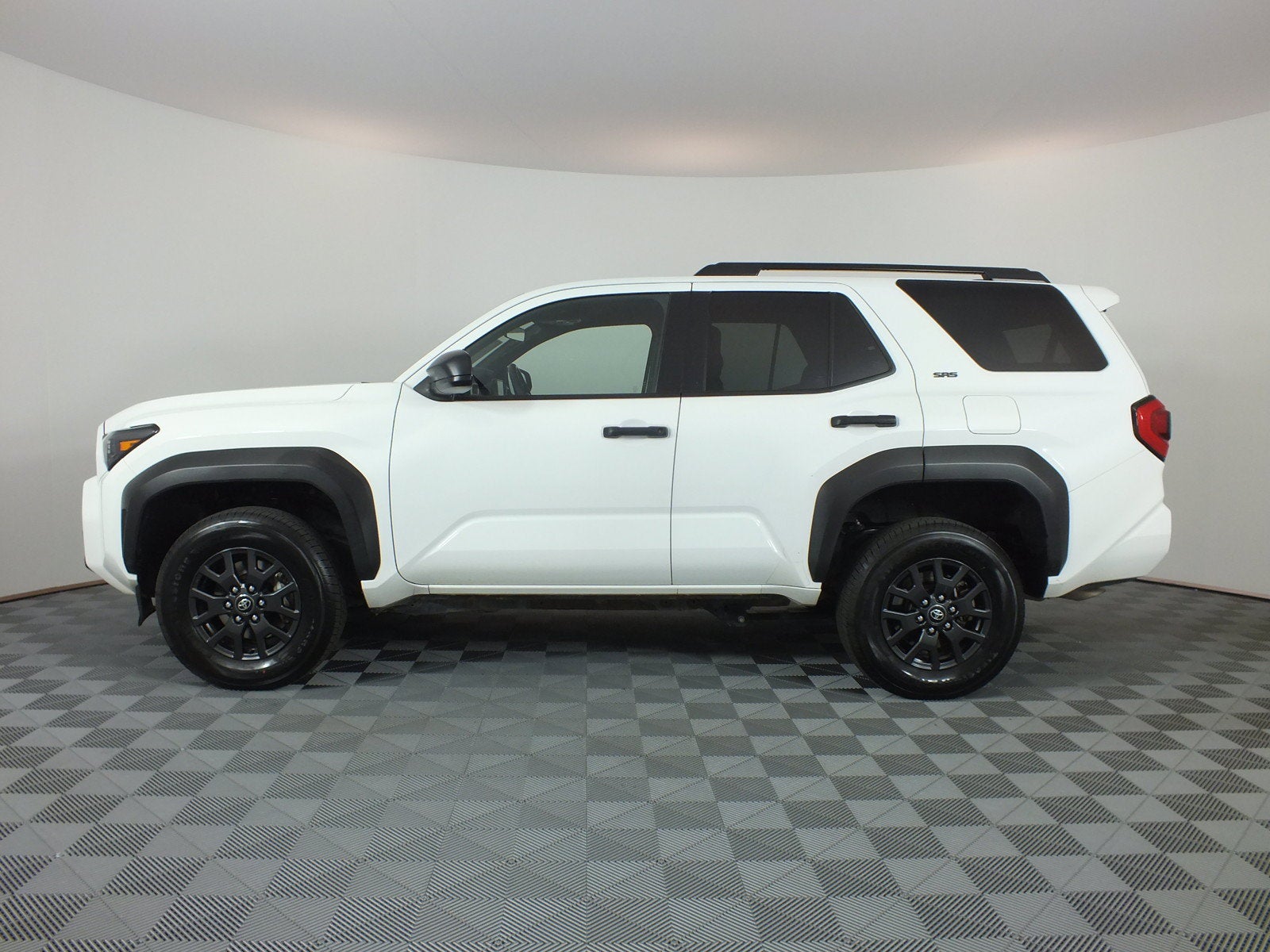 2025 Toyota 4Runner SR5 *1-OWNER*