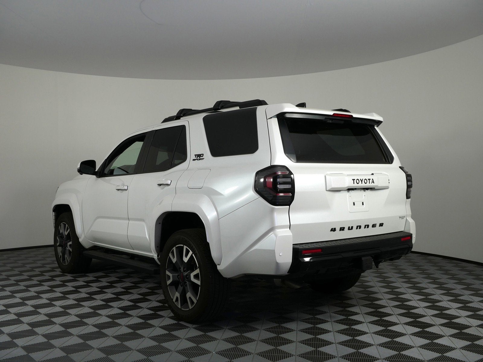 2026 Toyota 4Runner TRD Sport Premium 4WD *1-OWNER! UNDER 10K MILES!*
