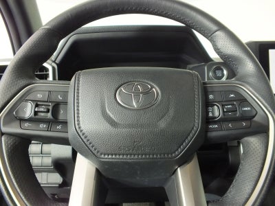 2025 Toyota 4Runner SR5 4WD *1-OWNER*