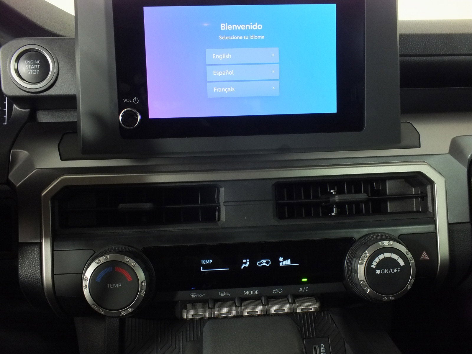 2025 Toyota 4Runner SR5 4WD *1-OWNER*