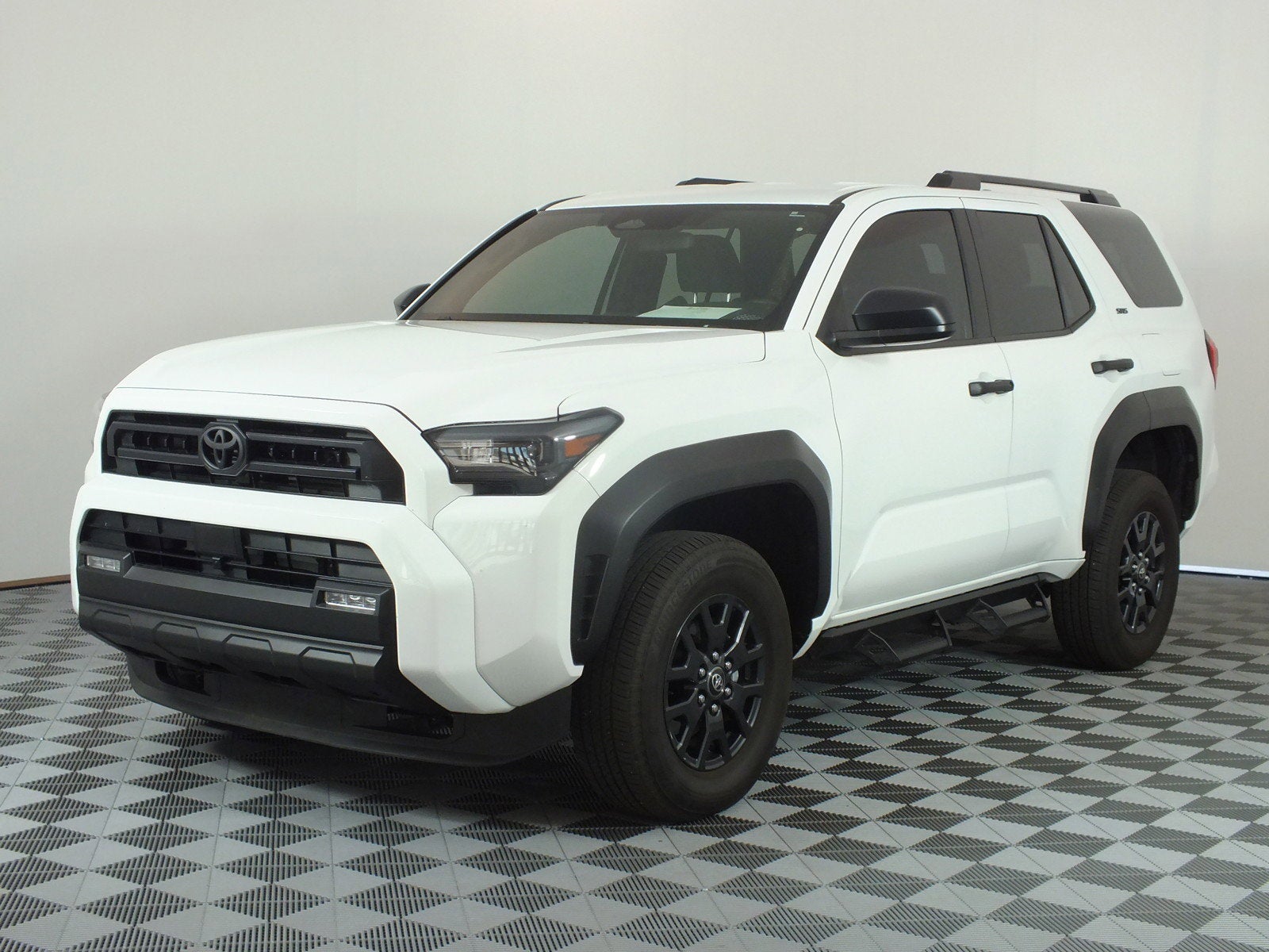 2025 Toyota 4Runner SR5 4WD *1-OWNER*