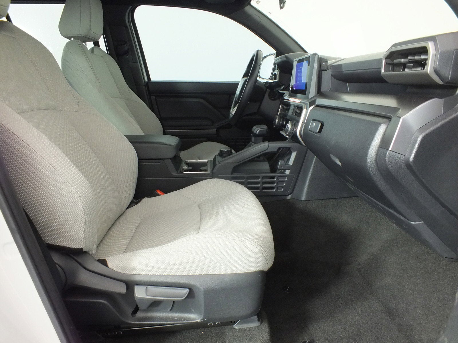 2025 Toyota 4Runner SR5 4WD *1-OWNER*