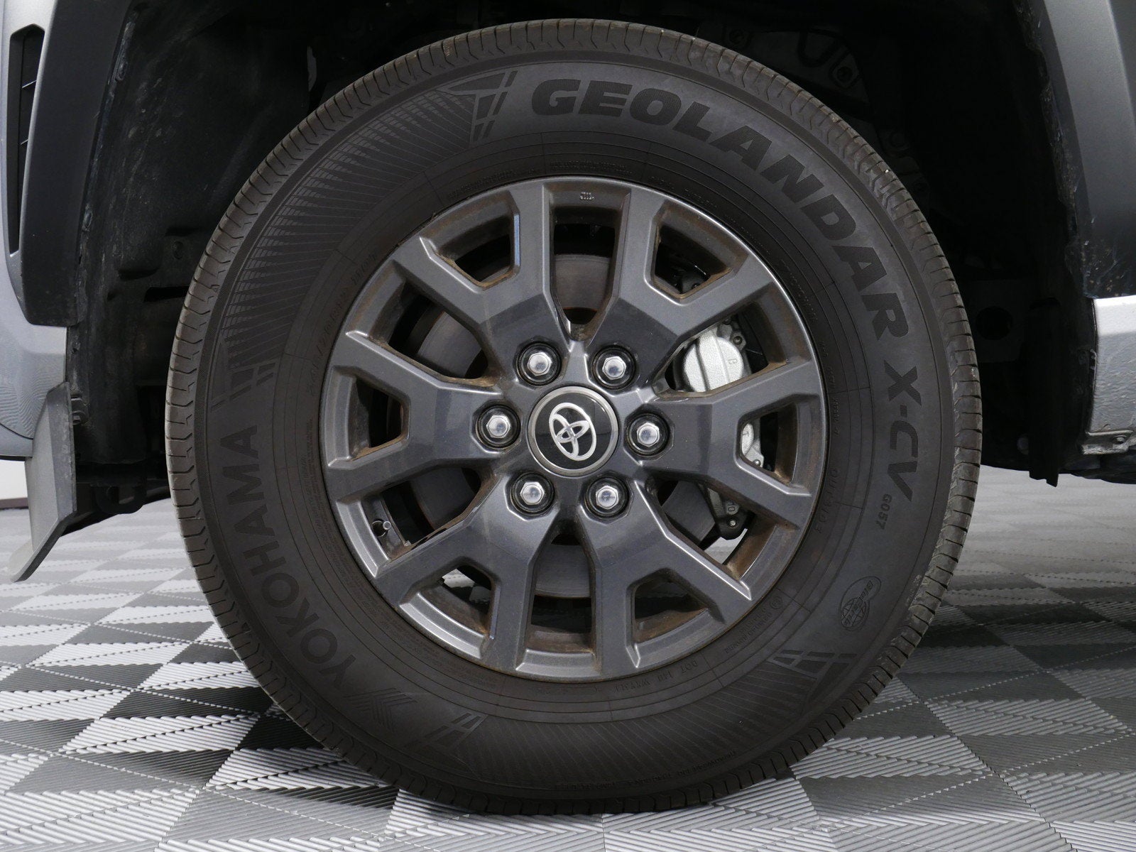 2026 Toyota 4Runner SR5 4WD *LOOKS AWESOME!*