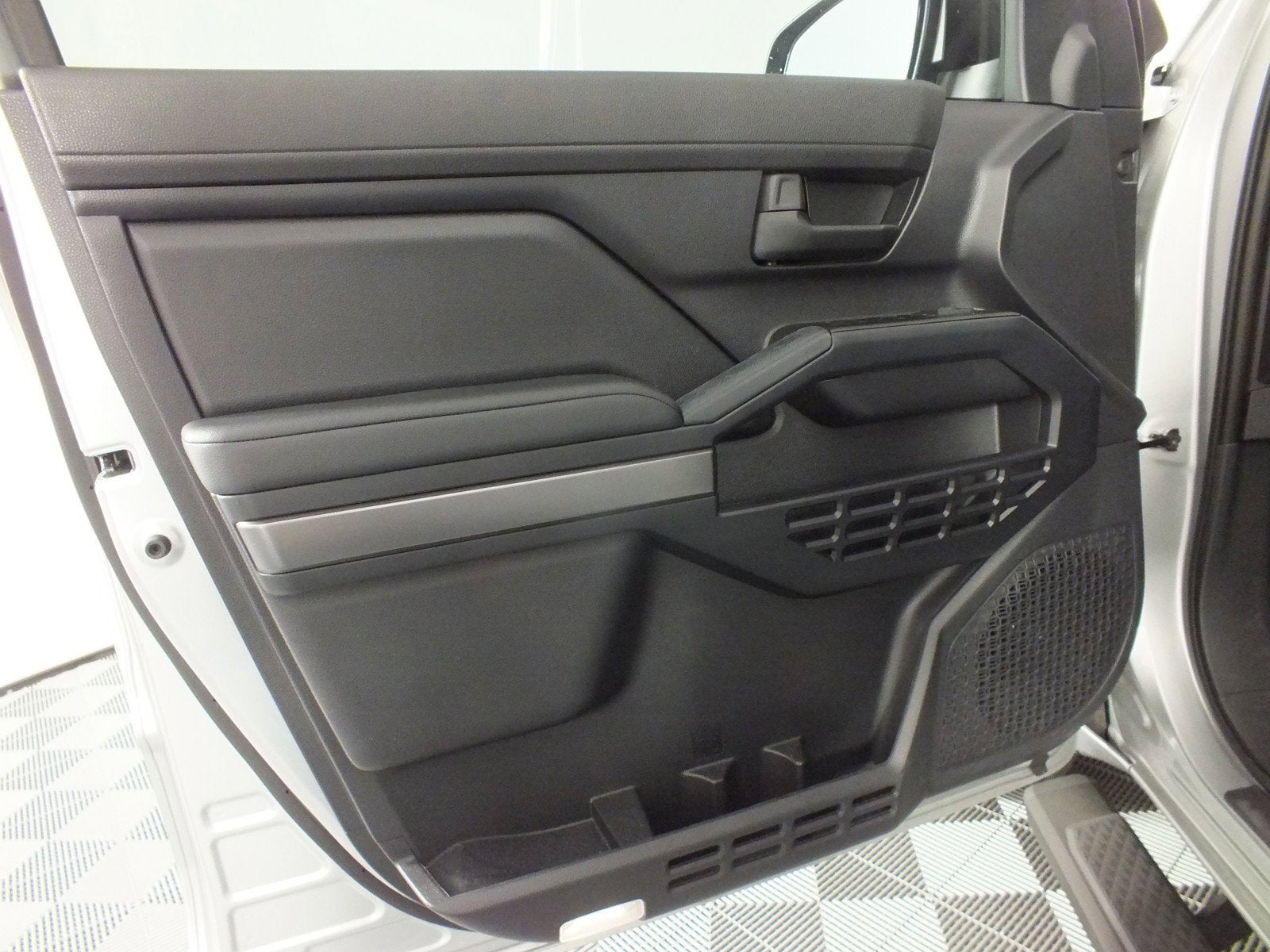 2026 Toyota 4Runner SR5 4WD *1-OWNER! ONLY 2K MILES!*