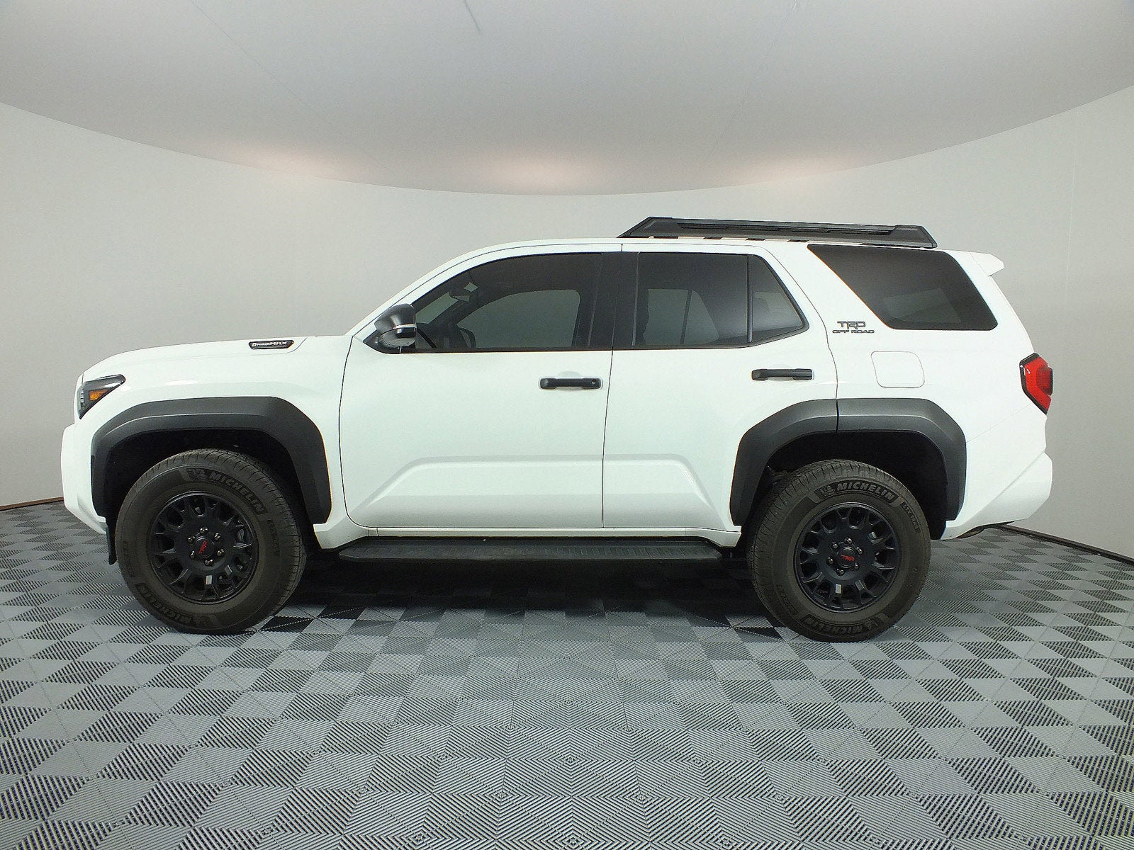 2025 Toyota 4Runner Hybrid TRD Off Road 4WD *1-OWNER*