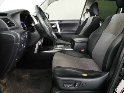 2018 Toyota 4Runner SR5 RWD *ROOMY!*