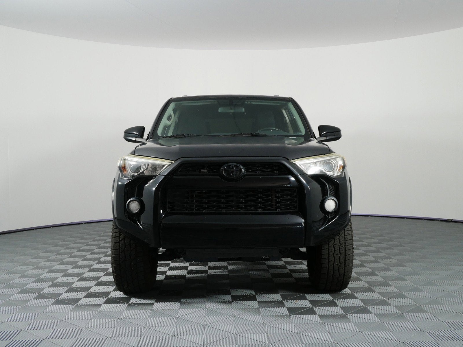 2018 Toyota 4Runner SR5 RWD *ROOMY!*