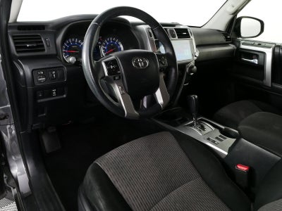 2019 Toyota 4Runner SR5 *WELL MAINTAINED*