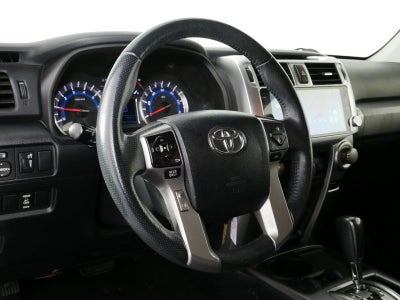 2019 Toyota 4Runner SR5 *WELL MAINTAINED*