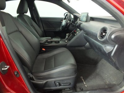 2024 Lexus IS IS 300 F SPORT Design *CLEAN CARFAX*