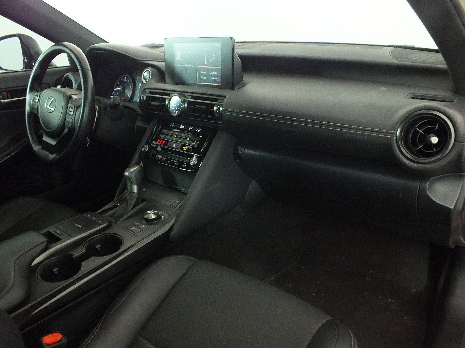2024 Lexus IS IS 300 F SPORT Design *CLEAN CARFAX*