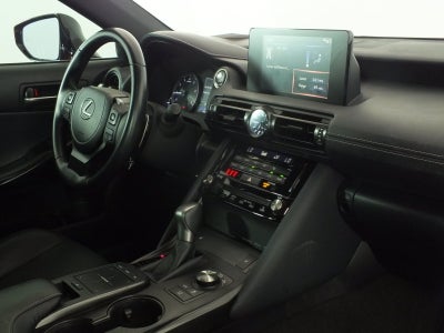 2024 Lexus IS IS 300 F SPORT Design *CLEAN CARFAX*